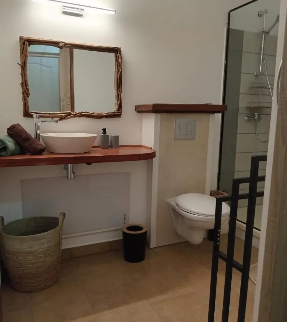 2 M Location 972 Appartement Les Anses-d'Arlets